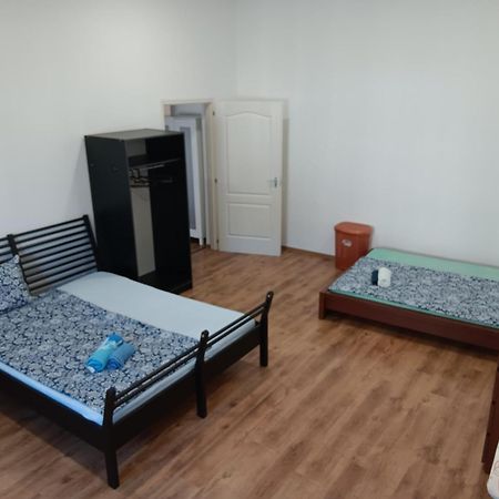 Big Cozy - Skyfall Apartment 3 Bdrm 6 Beds 1&Half Baths Budapest Esterno foto